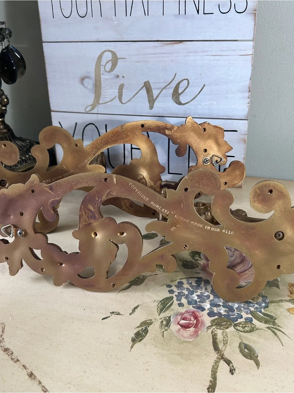 Vintage SET of 2 Homco Gold Bronze Ornate Floral Wall Sconces
